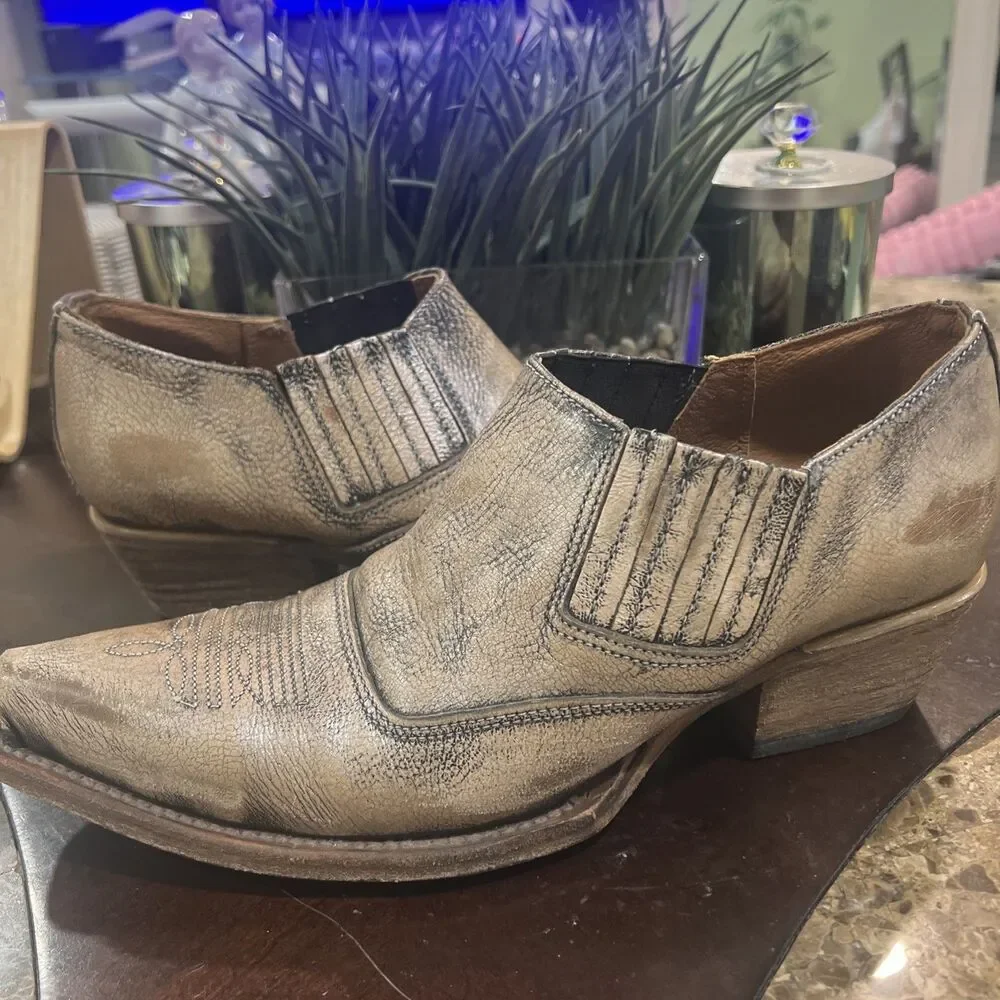 Wyoming Freebird By Steven Pewter Leather Pointed Toe Pull-On Ankle Boots US 10